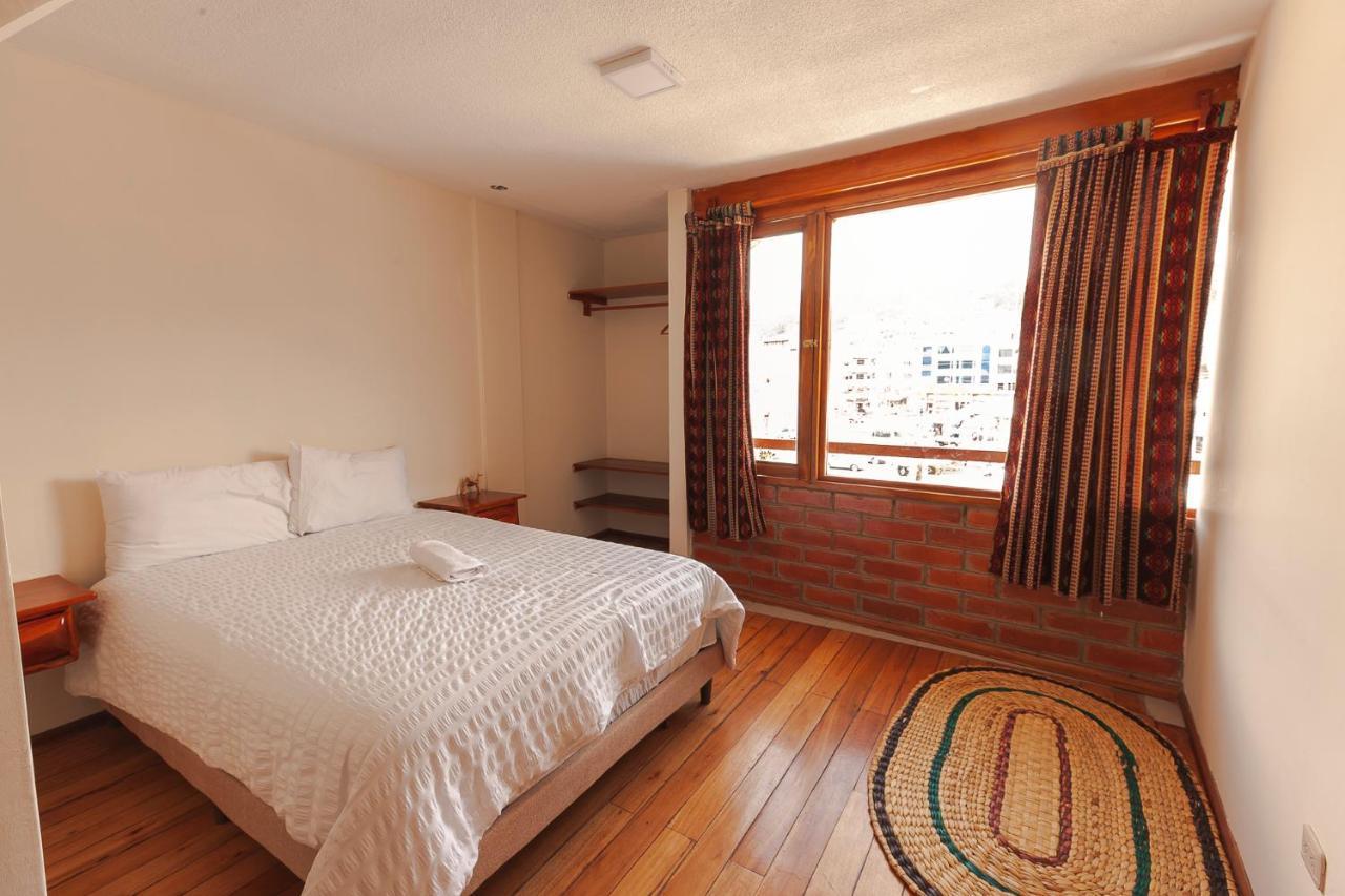 Los Ponchos Inn Apartasuite โอตาวาโล ภายนอก รูปภาพ