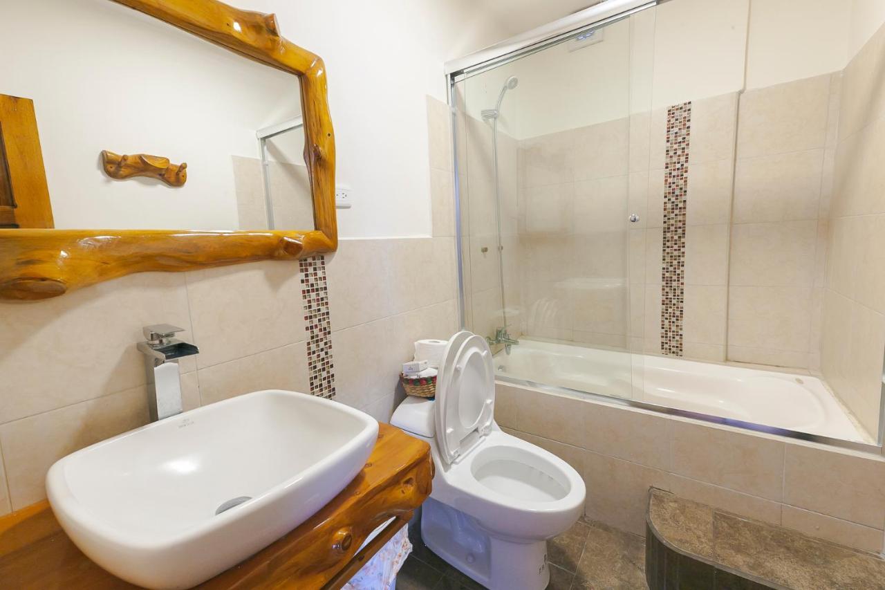 Los Ponchos Inn Apartasuite โอตาวาโล ภายนอก รูปภาพ